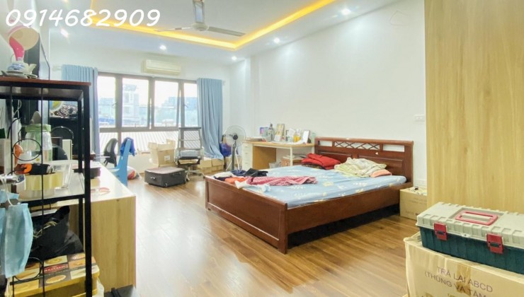 Cần bán nhà Nguyễn Khang dt 49m2, 5 tầng, ngõ ô tô tránh, 15m ra phố lớn, giá 15.6 tỷ